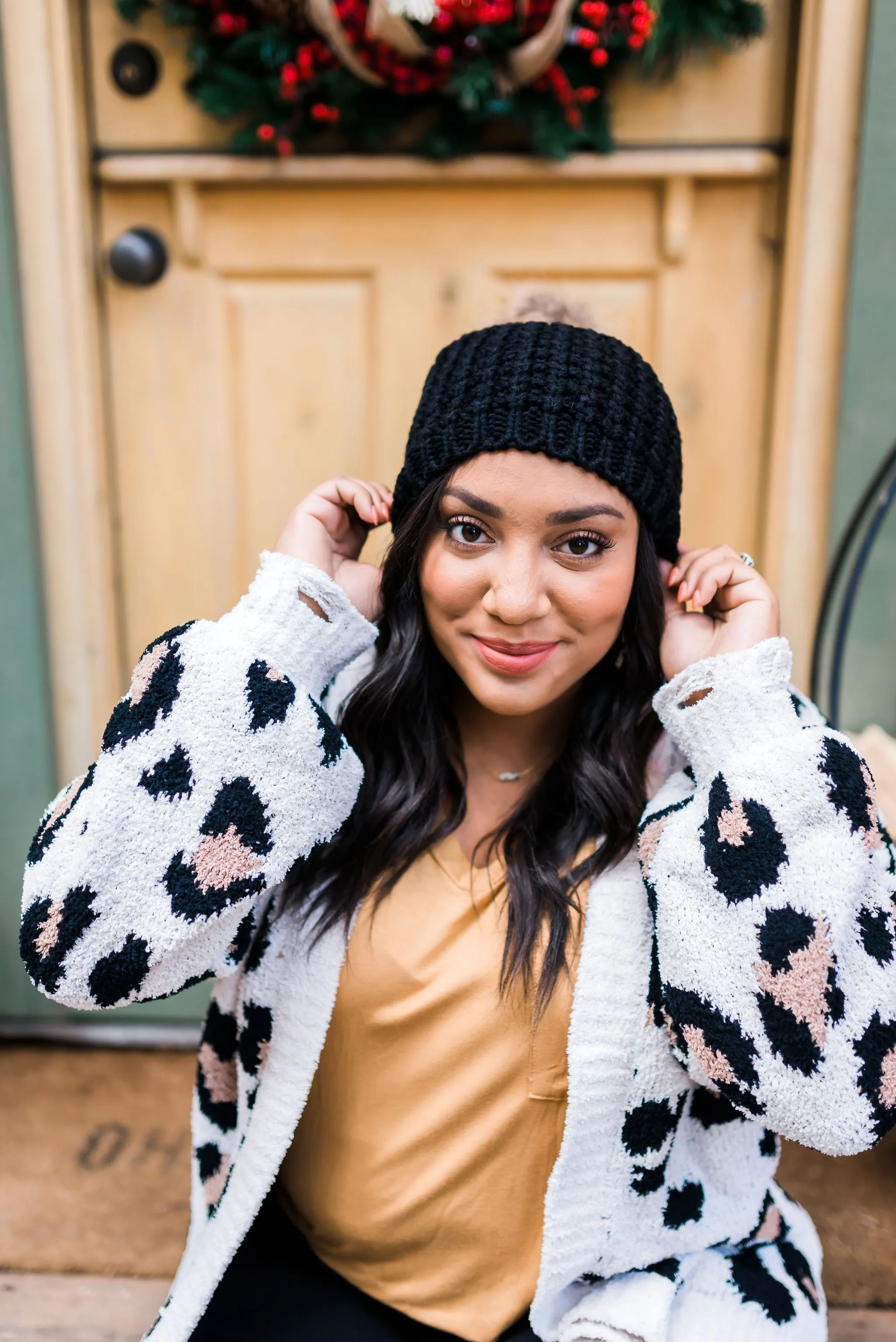 Cable Knit Beanie In Black