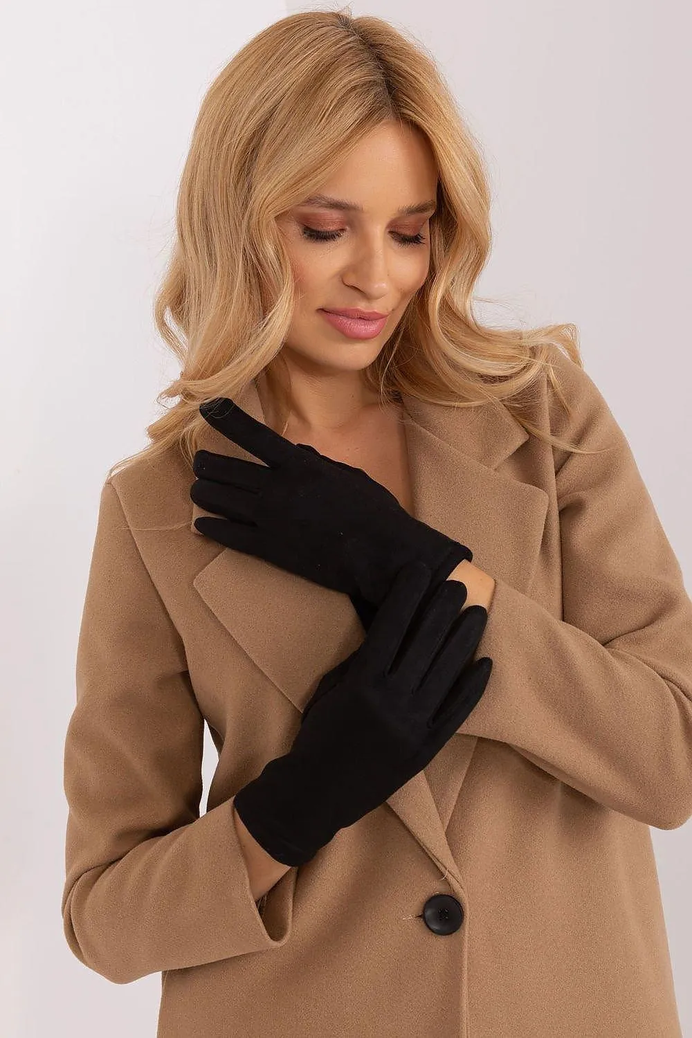 Chic Floral Touchscreen Gloves for Modern Women