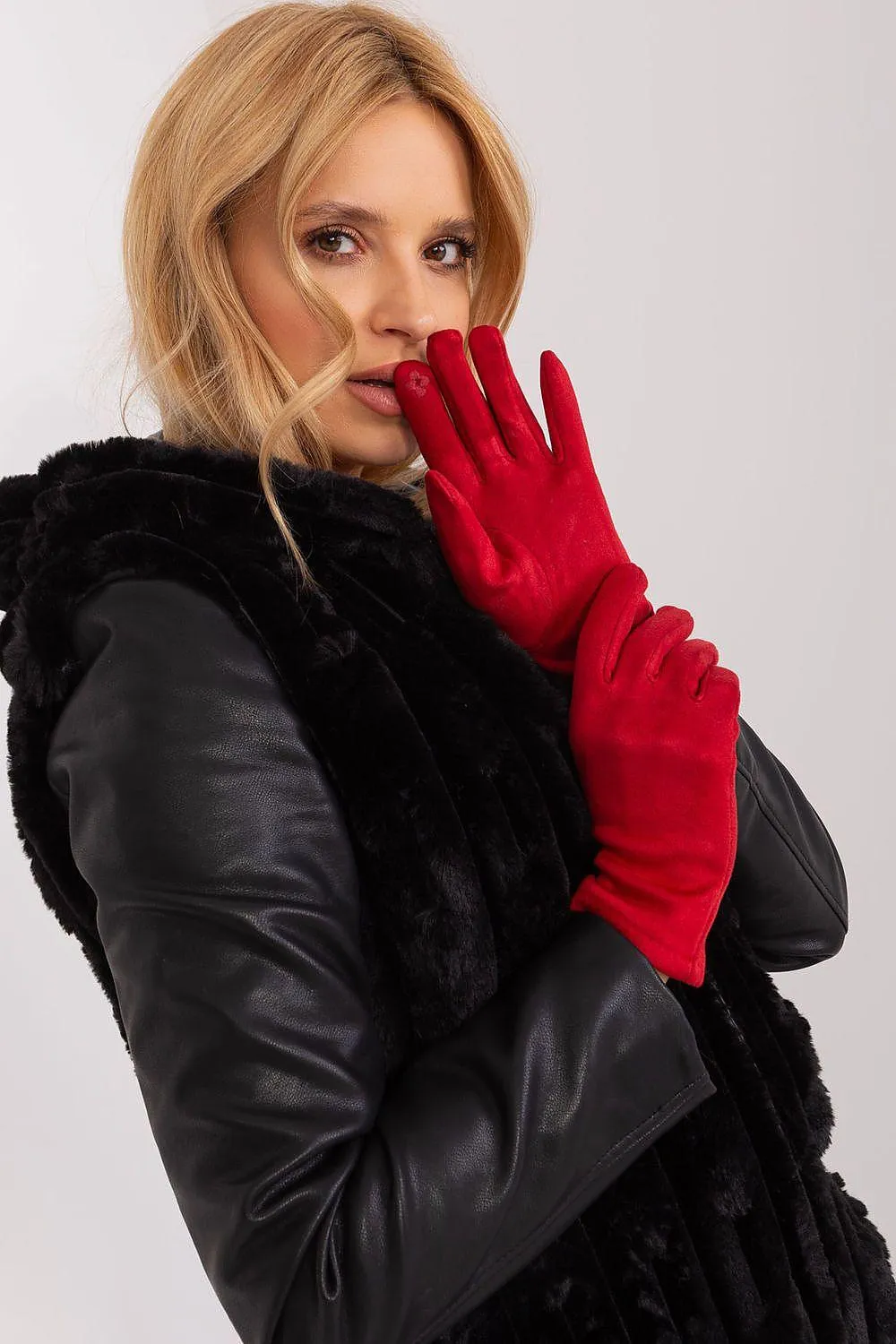 Chic Floral Touchscreen Gloves for Modern Women