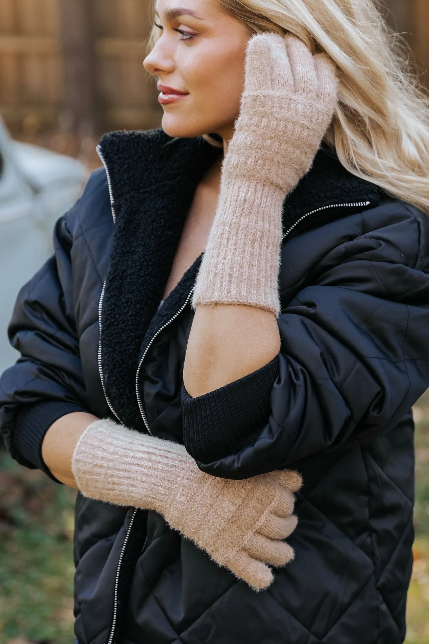 Fuzzy Cable Knit Smart Touch Gloves - Taupe